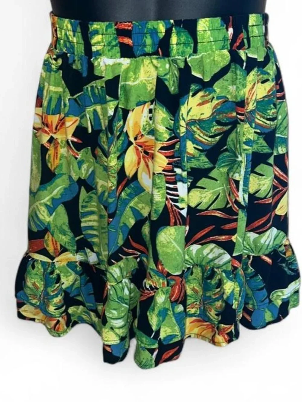 Rachael Roy Women's Green and Blue Tropical Print Mini Skirt with Ruffle Hem M